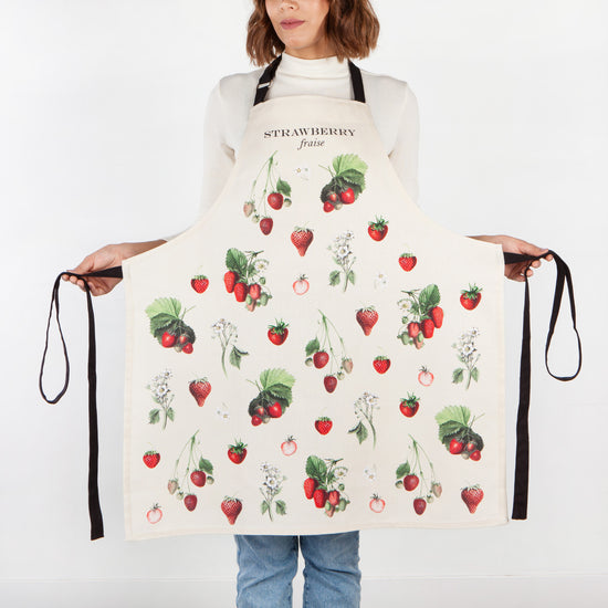 Now Designs Strawberries Vintage Fine Print Apron