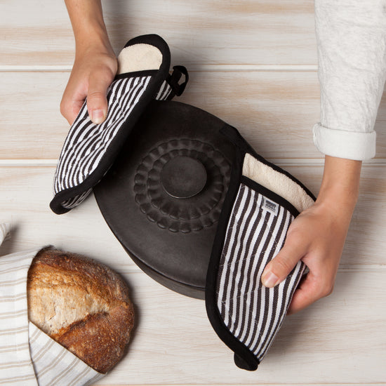 Now Designs Superior Potholder Narrow Stripe Black