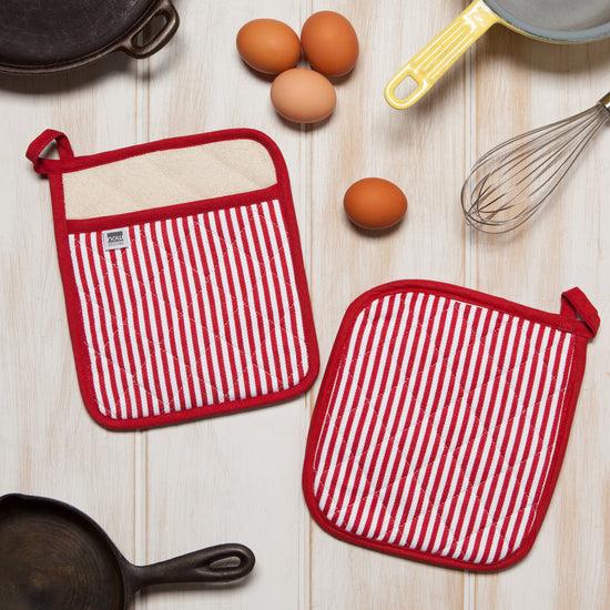 Now Designs Superior Potholder Narrow Stripe Red