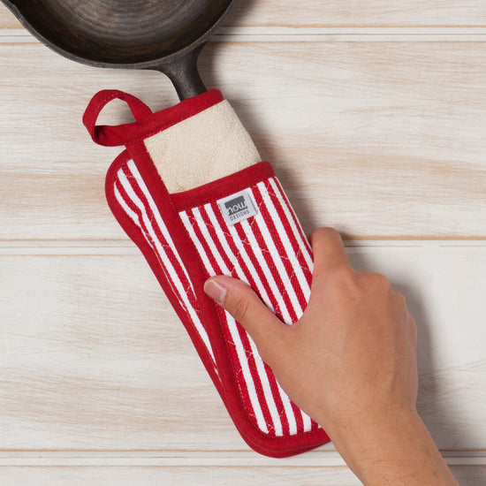 Now Designs Superior Potholder Narrow Stripe Red