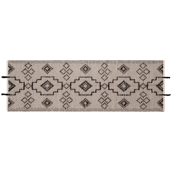 now designs Trace Hallway Runner