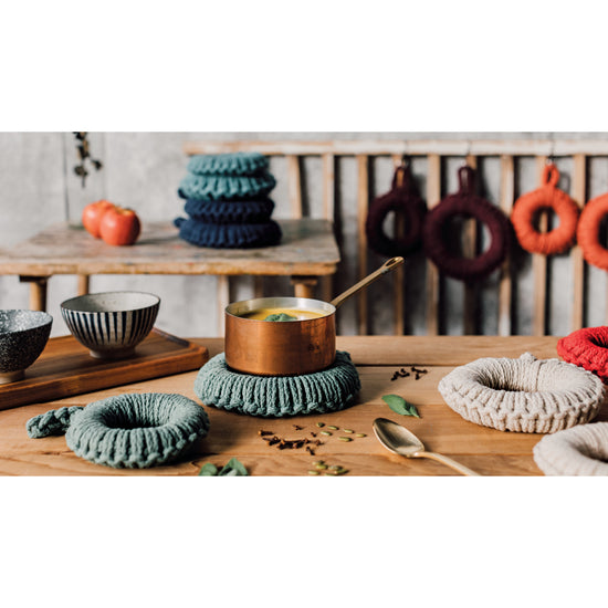 Now Designs Trivet Orb Set Tatural Reb