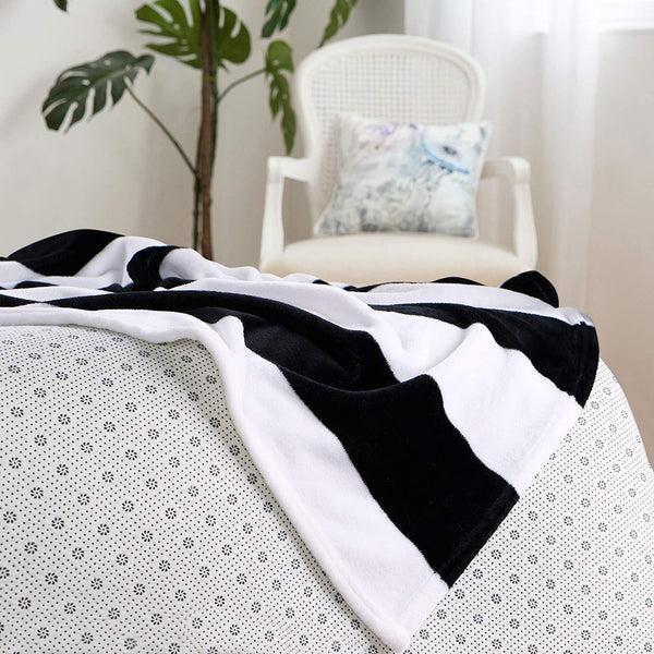 Ntbay Black And White Flannel Throw Blankets|NTBAY®️