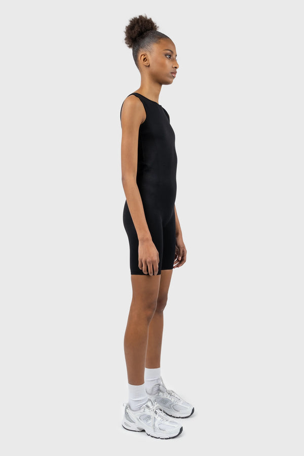 Nu In SCOOP BACK SEAMLESS SHORT BODYSUIT