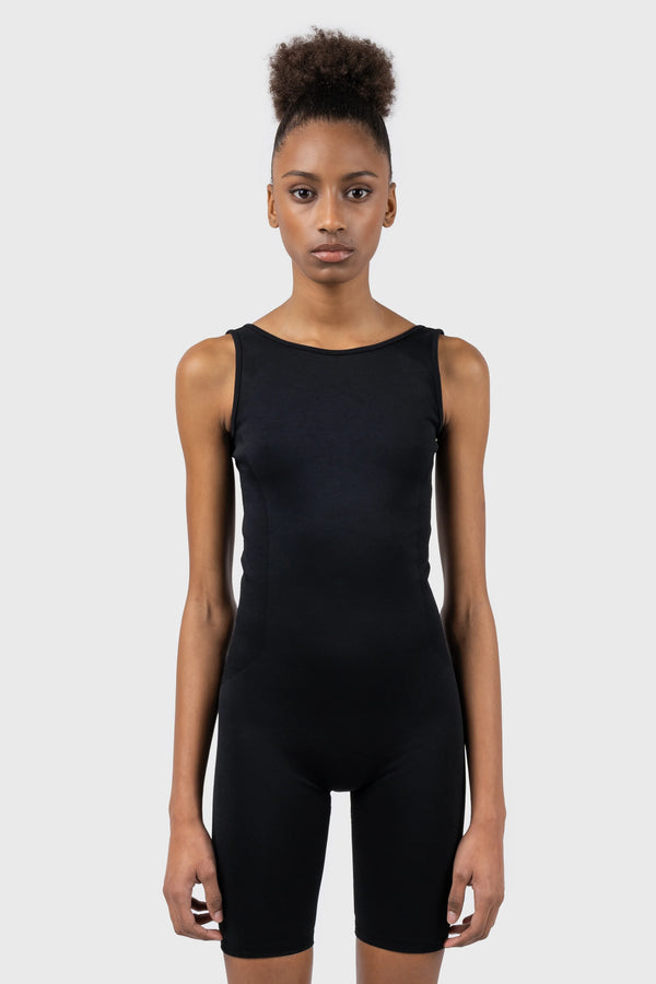 Nu In SCOOP BACK SEAMLESS SHORT BODYSUIT