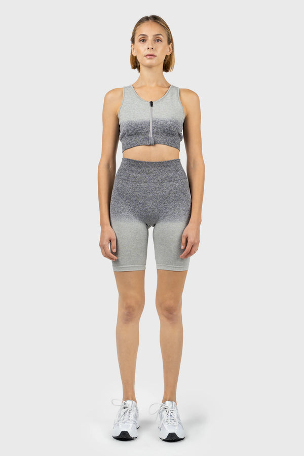 nu in SEAMLESS OMBRE SPORTS BRA