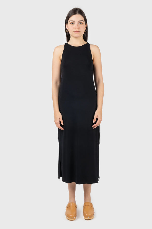 nu in SIDE SPLIT SCOOP NECK MIDI DRESS