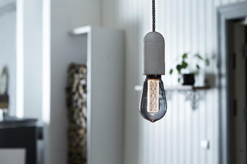 Nud Collection LED CIRCUS Black E26