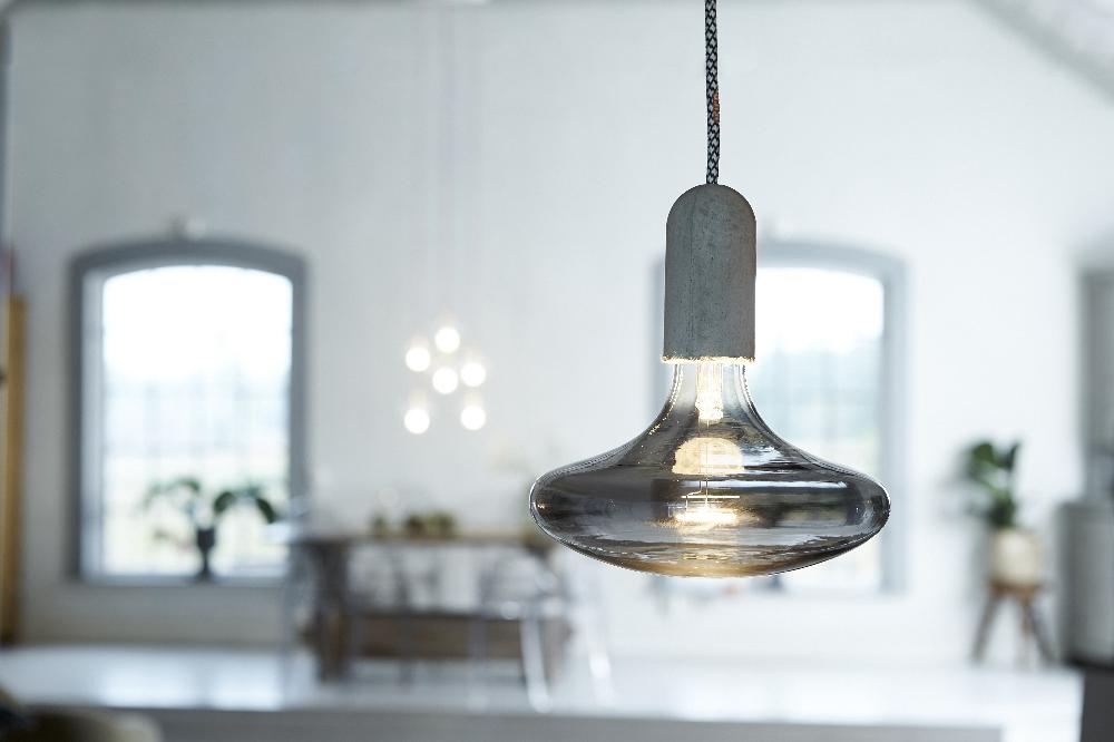 Nud Collection LED UFO E26