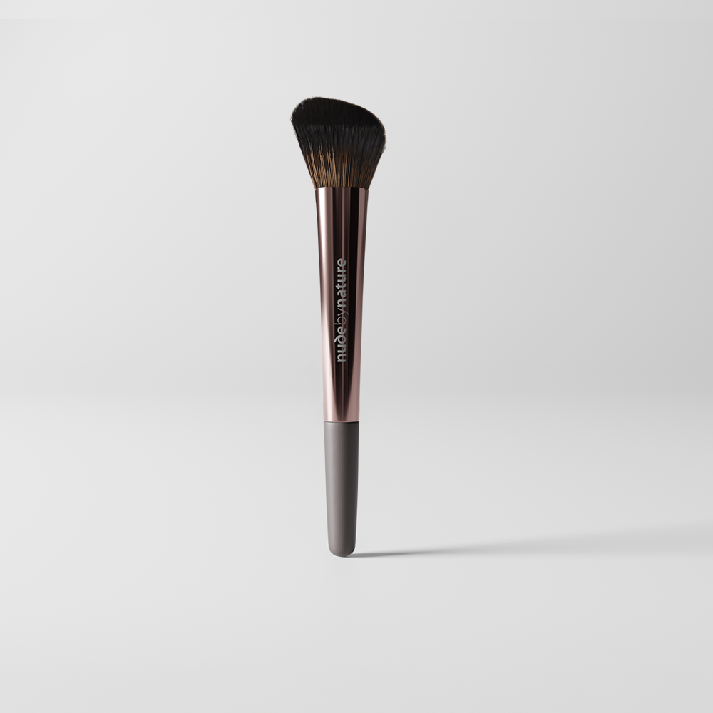 nude by nature Angled Blush Brush 06