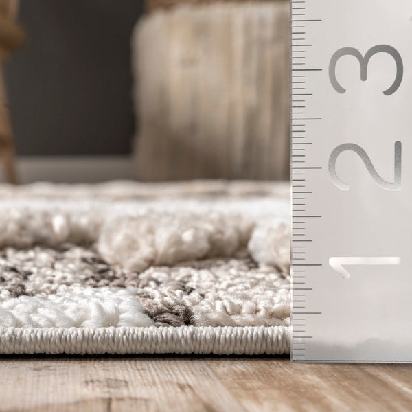 Nuloom Adelade Aztec High Low Shaggy Tassel Area Rug Beige
