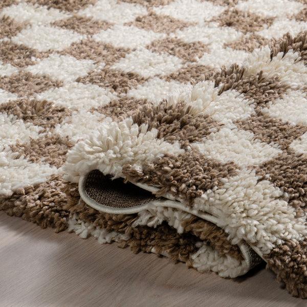 Nuloom Adelaide Mid-Century Checkered Shag Area Rug Beige