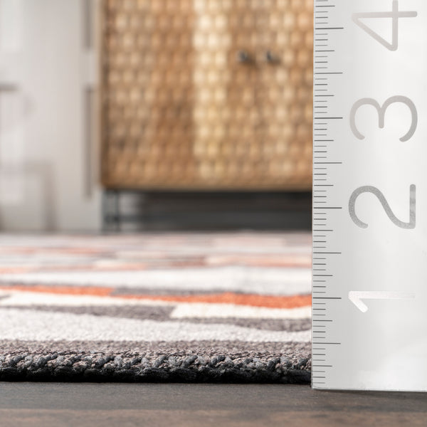 Nuloom Adilynn Aztec Machine Washable Area Rug Gray