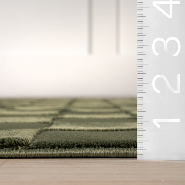 Nuloom Alaiya Checkered Machine Washable Area Rug Green