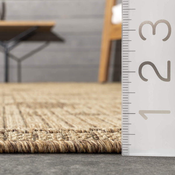 Nuloom Alexandra Aztec Indoor/Outdoor Area Rug Charcoal