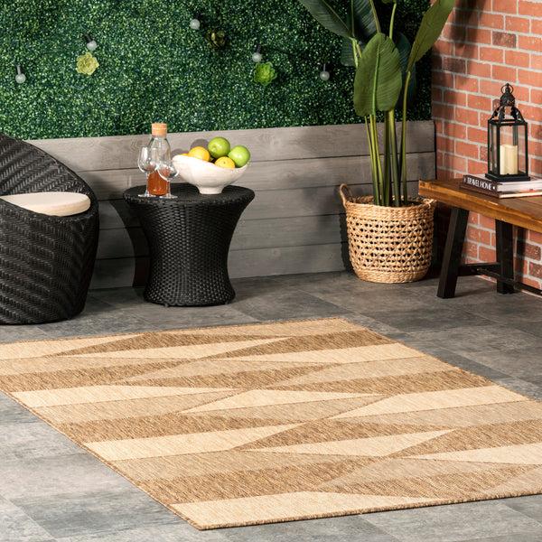 Nuloom Antonia Fading Diamonds Indoor/Outdoor Area Rug Beige