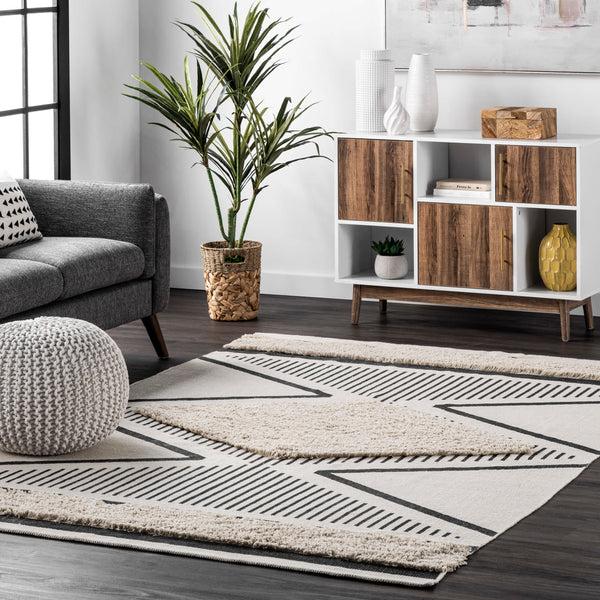 Nuloom Atlee Hand Woven Textured Shaggy Cotton Area Rug Beige