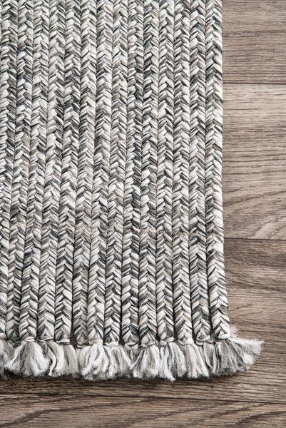Nuloom Braided Courtney Tassel Indoor/Outdoor Area Rug Salt And Pepper