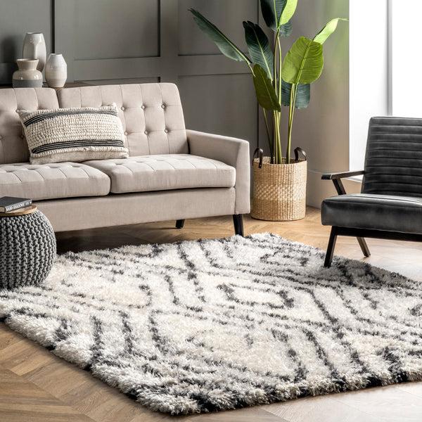 Nuloom Bristowe Diamond Cozy Soft & Fluffy Shag Area Rug Beige