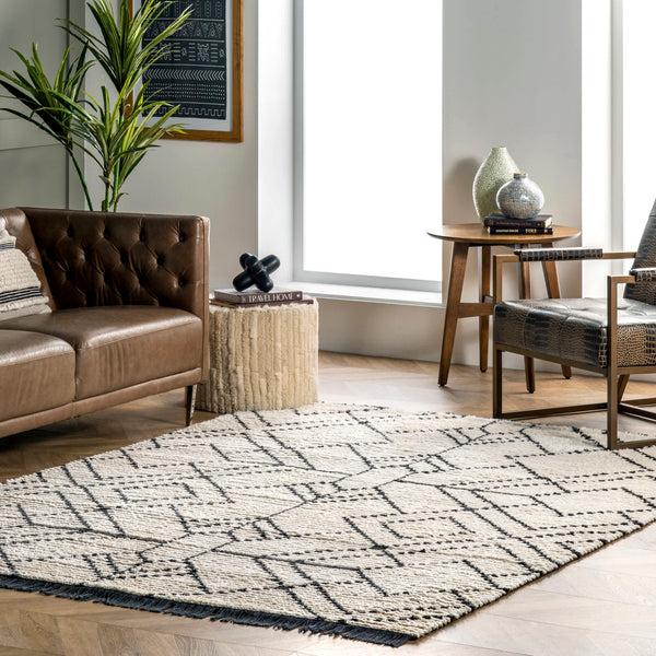 Nuloom Carlina Modern Geometric Soft Shag Fringe Area Rug Beige