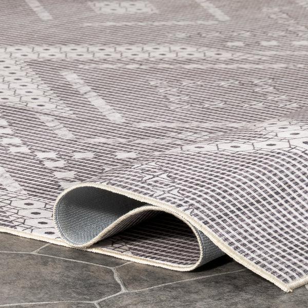Nuloom Carlita Tribal Machine Washable Indoor/Outdoor Area Rug Light Gray
