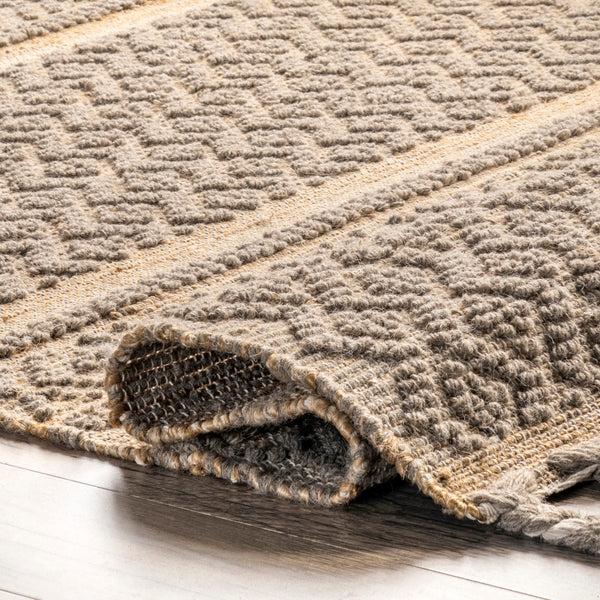Nuloom Elenora Wool And Jute Textured Diamond Aztec Braided Tassel Area Rug Natural