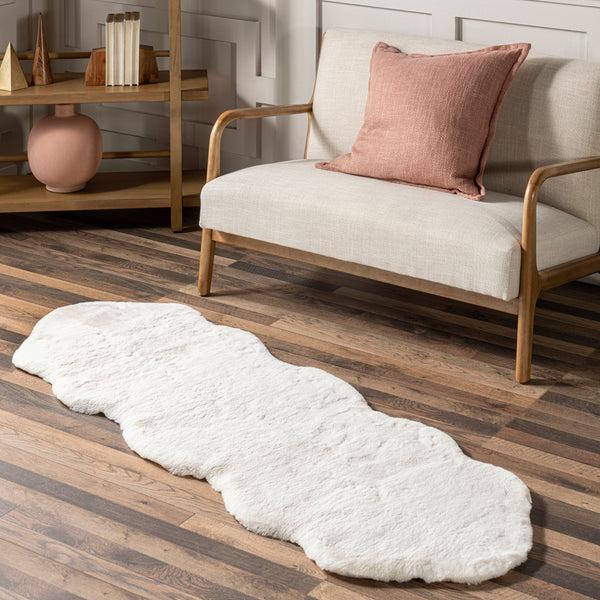 Nuloom Eline Faux Sheepskin Machine Washable Area Rug White