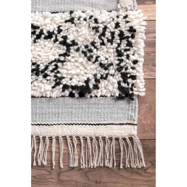 Nuloom Hand Knotted Yelena Trellis Shag Area Rug Silver