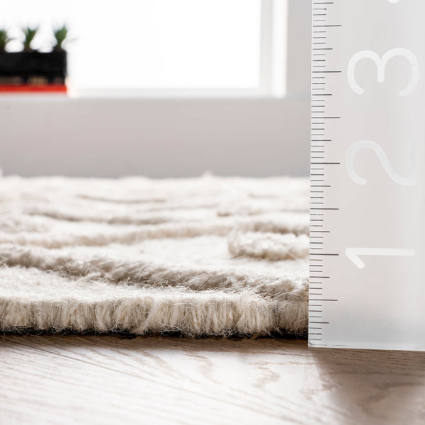 Nuloom Hand Loomed Trellis Tassel Jinny Area Rug Ivory