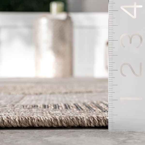 Nuloom Imogene Geometric Indoor/Outdoor Area Rug Gray