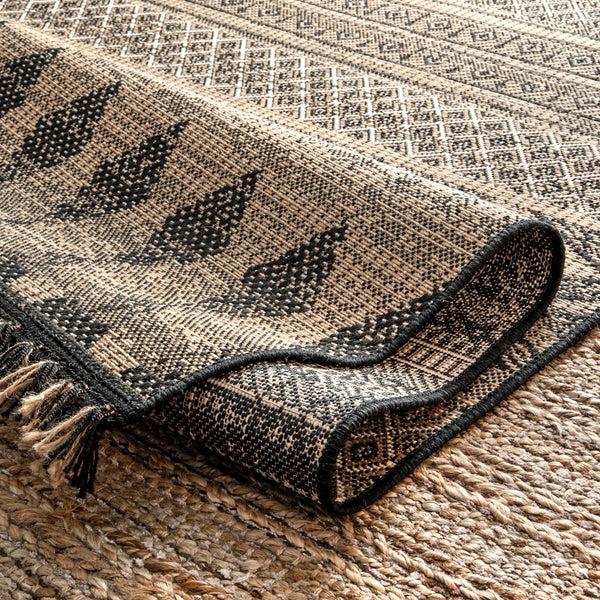 Nuloom Indoor/Outdoor Modern Aztec Nicki Area Rug Grey