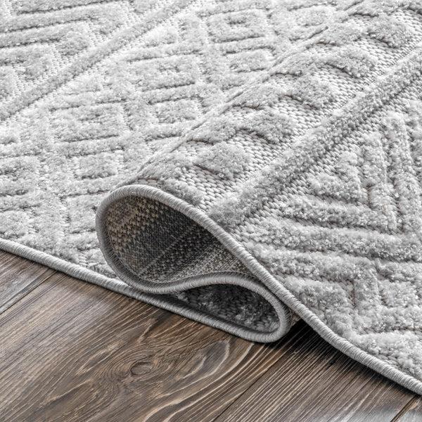 Nuloom Kamryn Textured Tribal Indoor/Outdoor Area Rug Beige