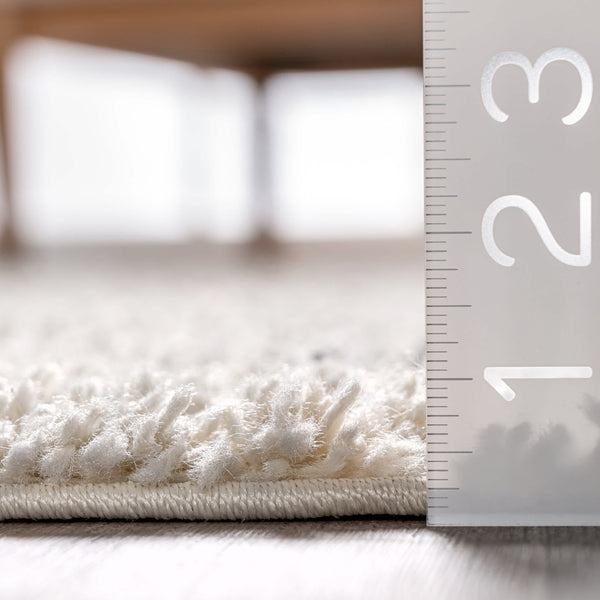 Nuloom Kayla Moroccan Abstract Tassel Rug Off White