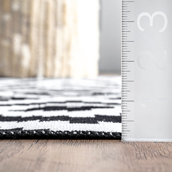 Nuloom Kellee Machine Washable Modern Diamonds Area Rug Black