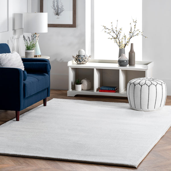 Nuloom Layne Soft Silky Faux Rabbit Fur Area Rug White