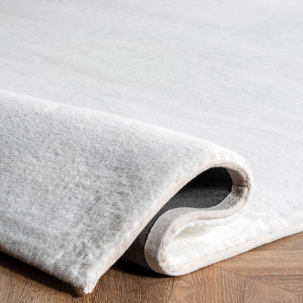 Nuloom Layne Soft Silky Faux Rabbit Fur Area Rug White