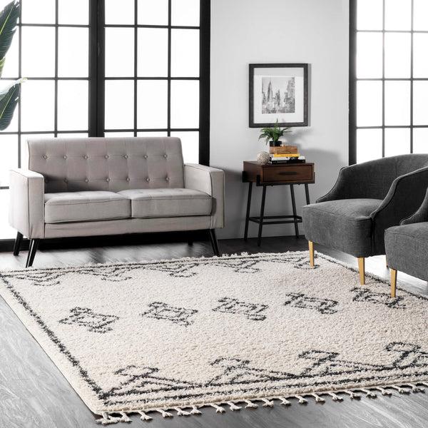 Nuloom Mackie Moroccan Diamond Tassel Area Rug Off-White