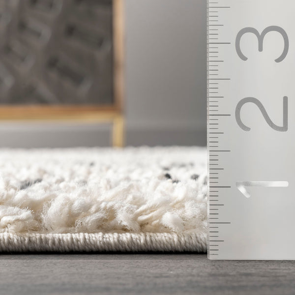 Nuloom Mira Diamond Drop Moroccan Area Rug Off White