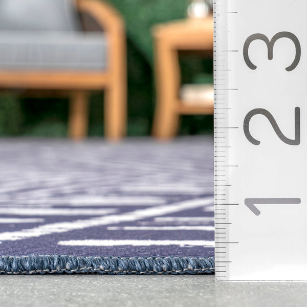 Nuloom Nelle Tribal Machine Washable Indoor/Outdoor Area Rug Blue