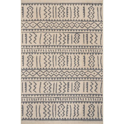 nuloom Noemi Tribal Relief Indoor/Outdoor Area Rug Light Grey