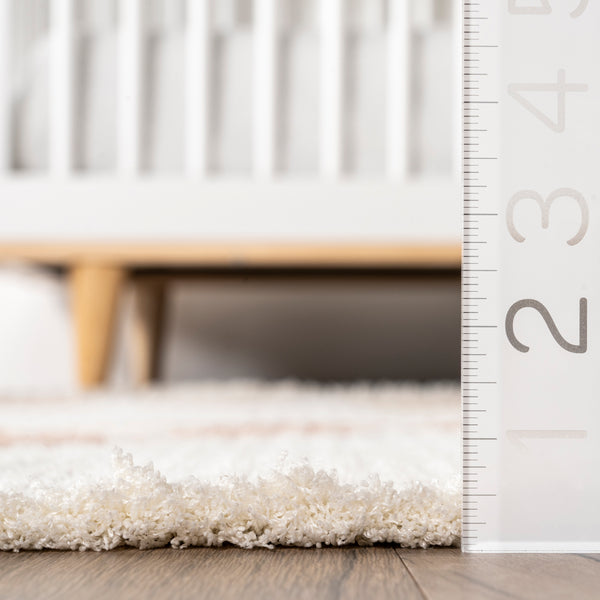 Nuloom Avianna Giraffe Kids Fringe Area Rug Beige