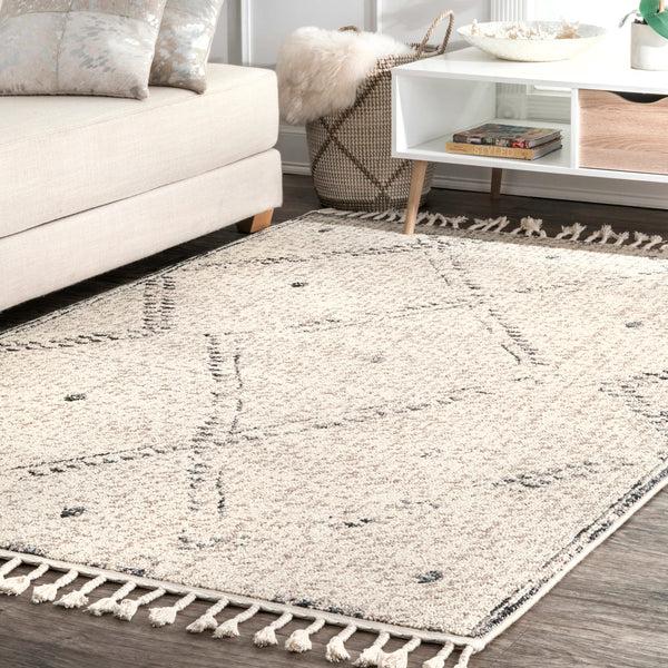 Nuloom Camilla Moroccan Tassel Rug Ivory