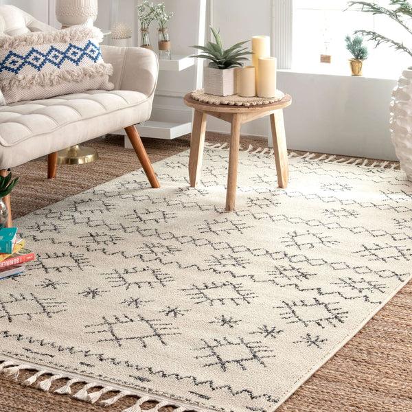 Nuloom Camille Tribal Tassel Rug Area Rug Ivory