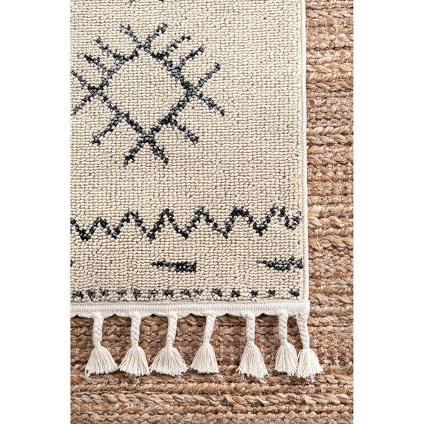Nuloom Camille Tribal Tassel Rug Area Rug Ivory