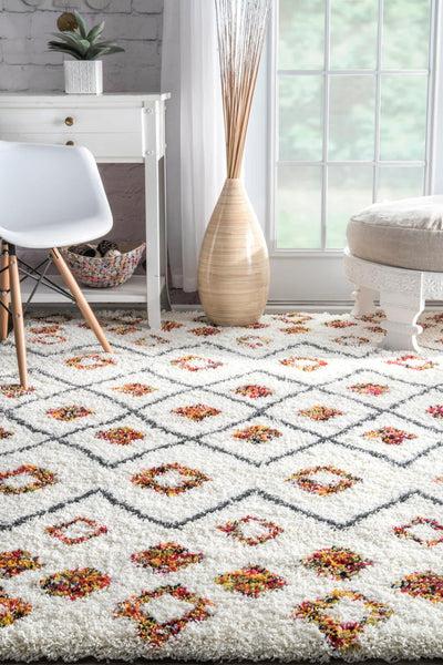 Nuloom Cicely Shaggy Area Rug White