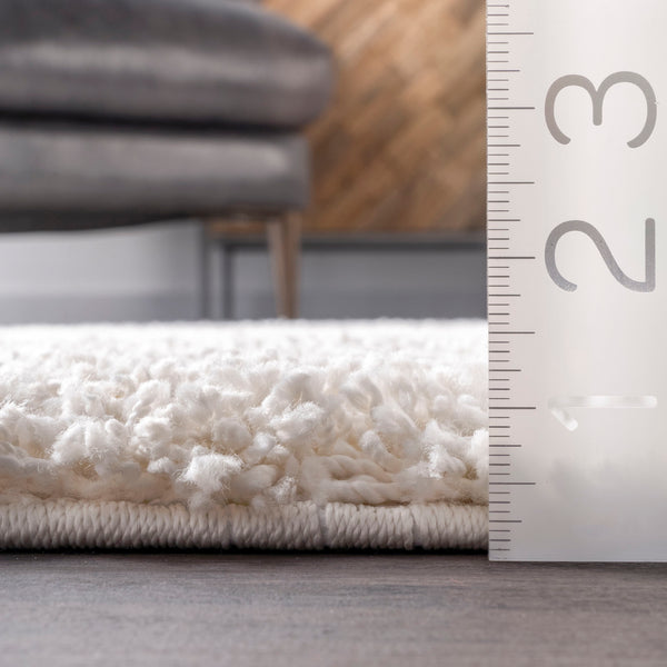 Nuloom Clare Solid Shag Area Rug White