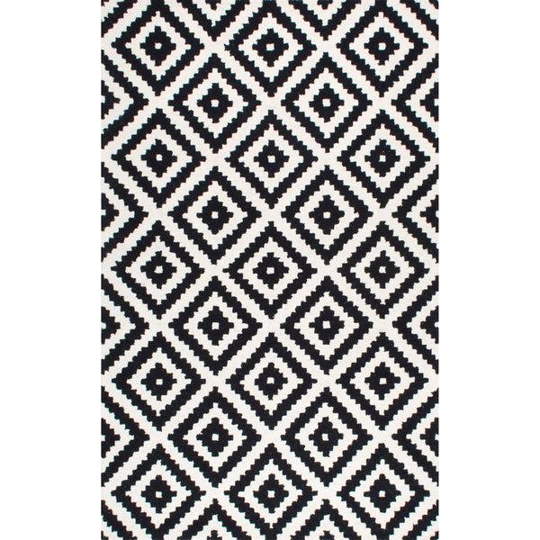 nuloom Hand Tufted Kellee Area Rug Black