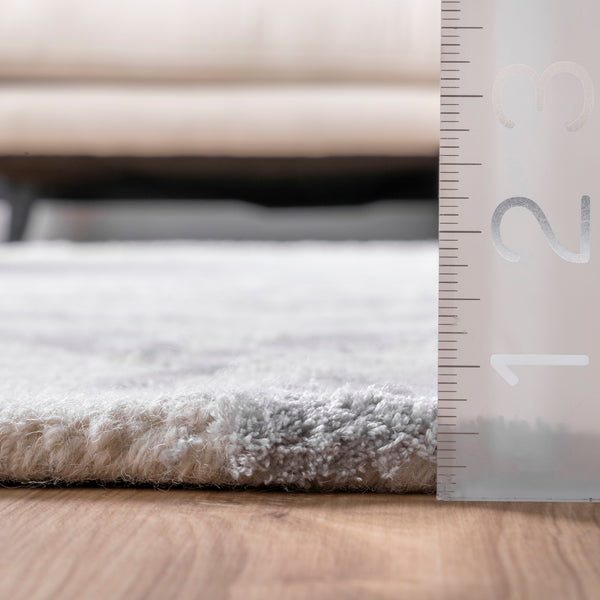 Nuloom Hand Tufted Plush Zebra Area Rug Gray