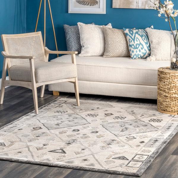 Nuloom Hunter Shrouded Tribal Area Rug Beige