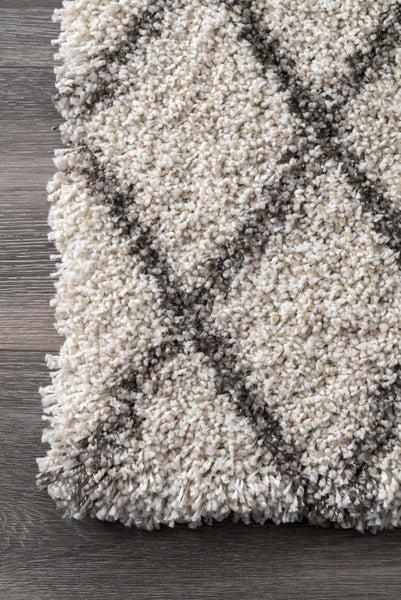 Nuloom Lenita Trellis Shaggy Area Rug Ivory